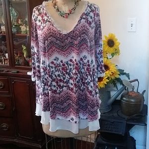 Short sleeve blouse by American Rag size 2X.